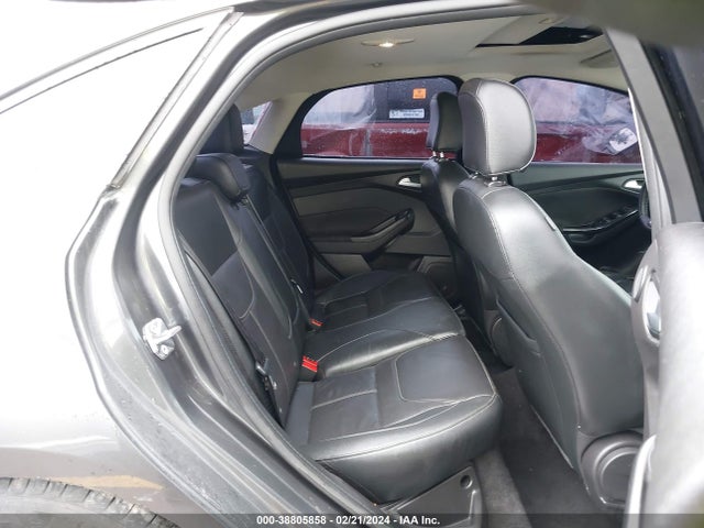 Ford Focus Titanium 2018 1FADP3J21JL205508 Image 8
