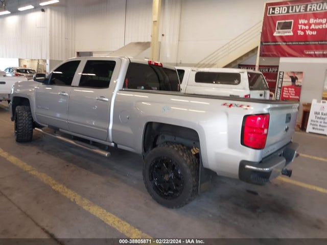 Chevrolet Silverado 1500 1lt/2lt 2017 1GCUKREC1HF143664 Image 3