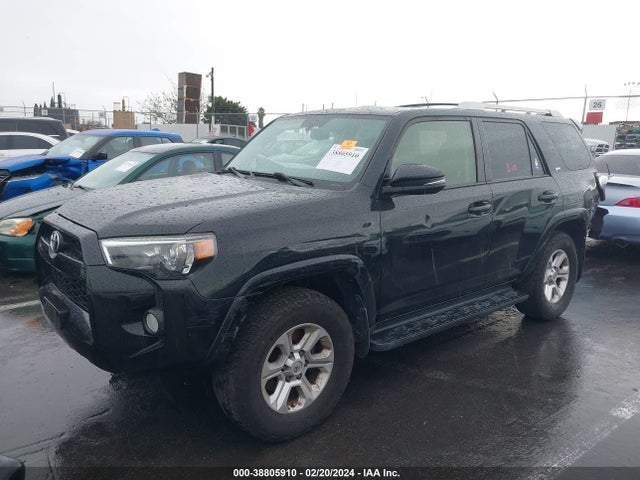 Toyota 4runner Sr5 Premium 2018 JTEBU5JR6J5499474 Image 2