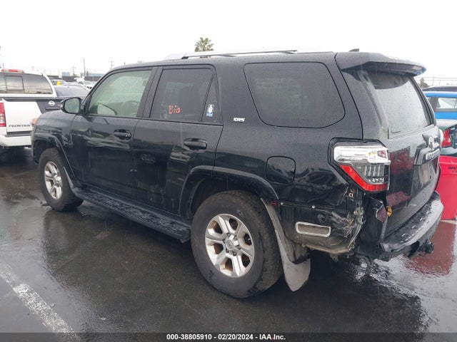 Toyota 4runner Sr5 Premium 2018 JTEBU5JR6J5499474 Image 3