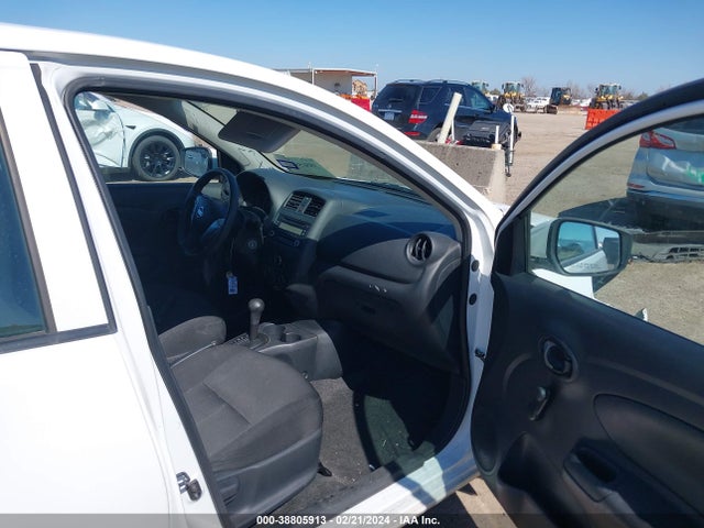 Nissan Versa 1.6 S 2016 3N1CN7APXGL913240 Image 5