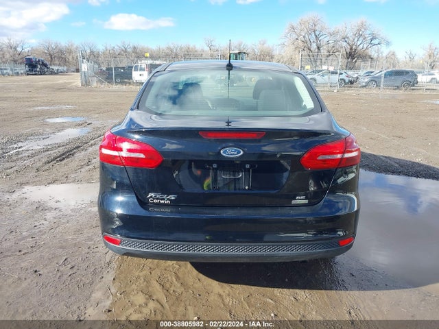 Ford FOCUS SE 2017 1FADP3FE4HL284329 Image 16