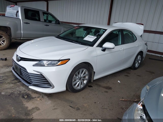 Toyota CAMRY LE 2023 4T1C11AK0PU782797 Image 2