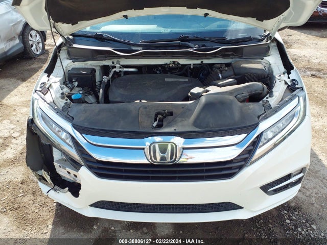 Honda Odyssey Touring 2018 5FNRL6H84JB053105 Image 10