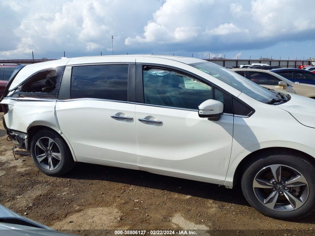 Honda Odyssey Touring 2018 5FNRL6H84JB053105 Image 14