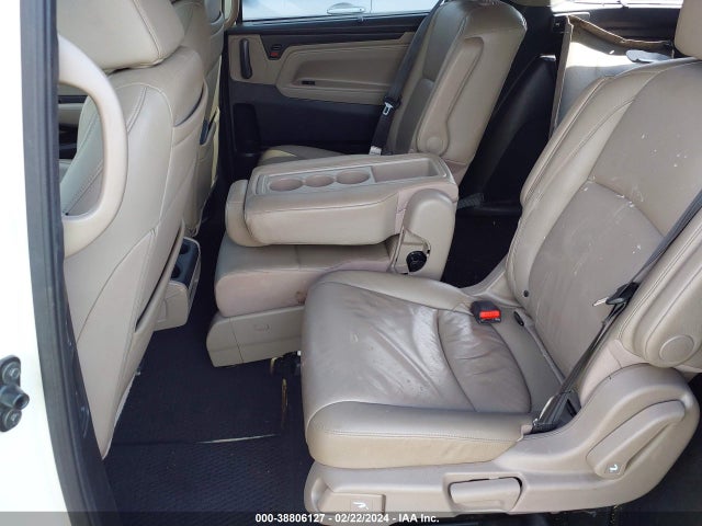 Honda Odyssey Touring 2018 5FNRL6H84JB053105 Image 8