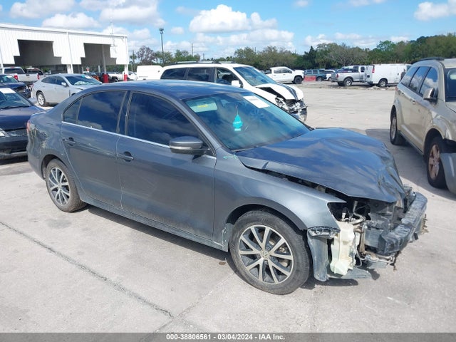 2017 3VWDB7AJ3HM393042 main image