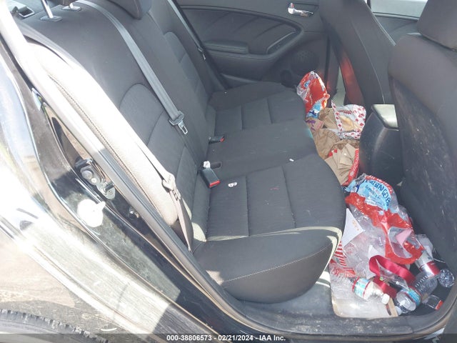 KIA FORTE LX 2016 KNAFK4A69G5568515 Image 8