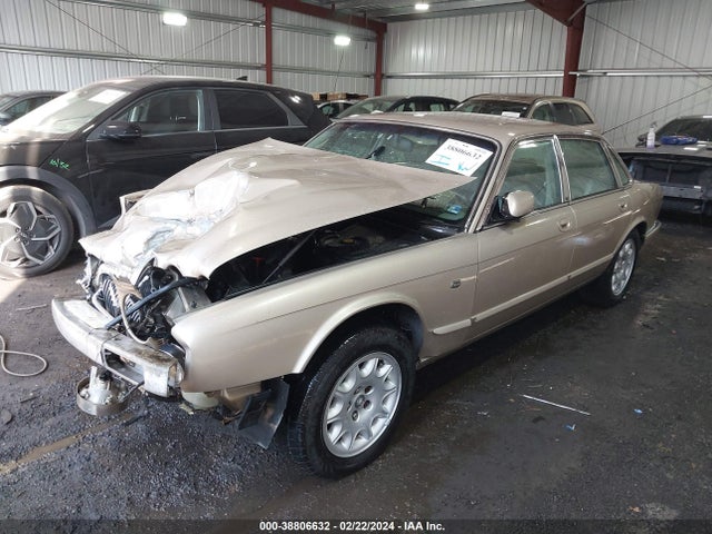 1998 JAGUAR XJ8 SAJHX1249WC845314 Photo 1