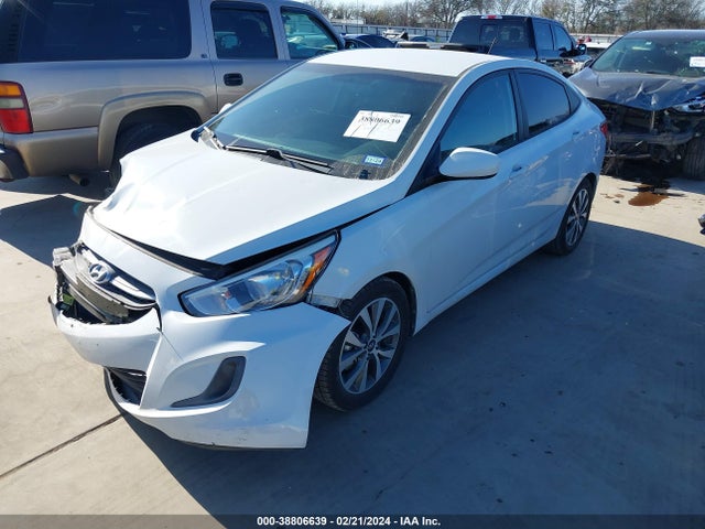 Hyundai Accent Value Edition 2017 KMHCT4AE2HU369738 Image 2