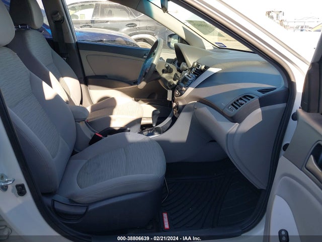 Hyundai Accent Value Edition 2017 KMHCT4AE2HU369738 Image 5