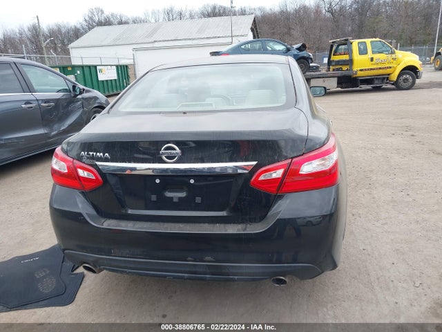 Nissan Altima 2.5 S 2017 1N4AL3APXHN343394 Image 16