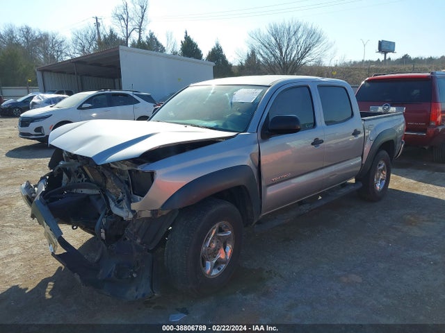 Toyota Tacoma Prerunner 2015 5TFJX4GN0FX047540 Image 2