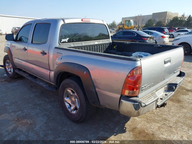 Toyota Tacoma Prerunner 2015 5TFJX4GN0FX047540 Image 3