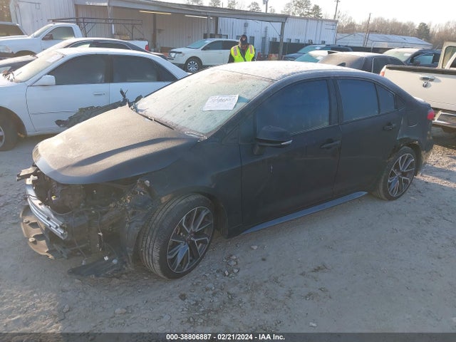 Toyota COROLLA SE 2020 5YFS4RCE7LP052373 Image 2