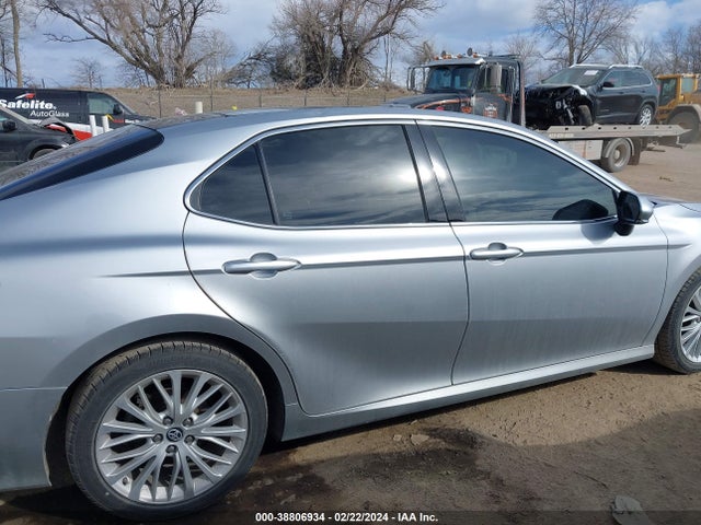 Toyota CAMRY XLE 2018 4T1B11HK7JU024593 Image 13