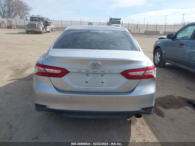 Toyota CAMRY XLE 2018 4T1B11HK7JU024593 Image 16