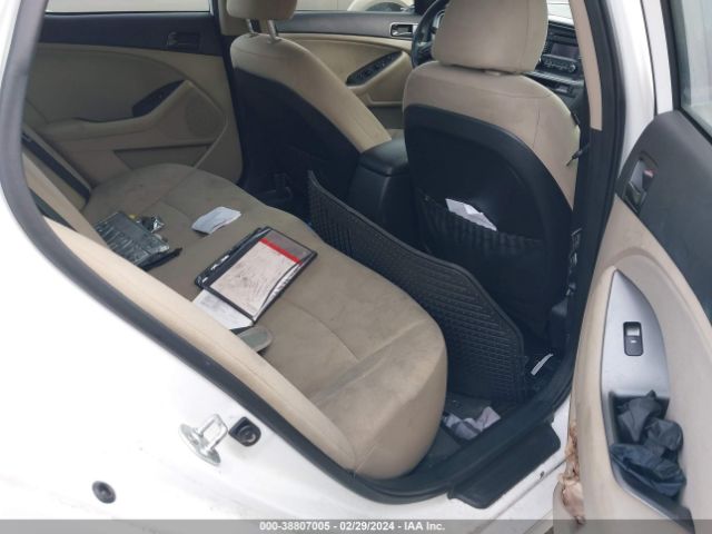 KNAGM4A77F5658655 KIA Optima Lx