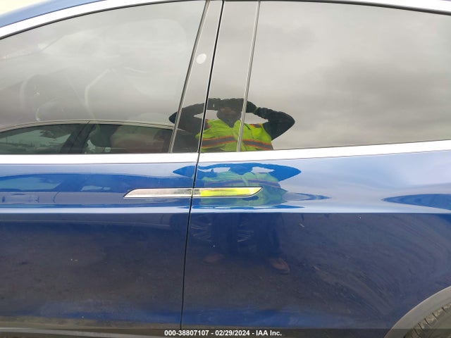 5YJXCBE4XJF081217 Tesla Model X 100d/75d/p100d