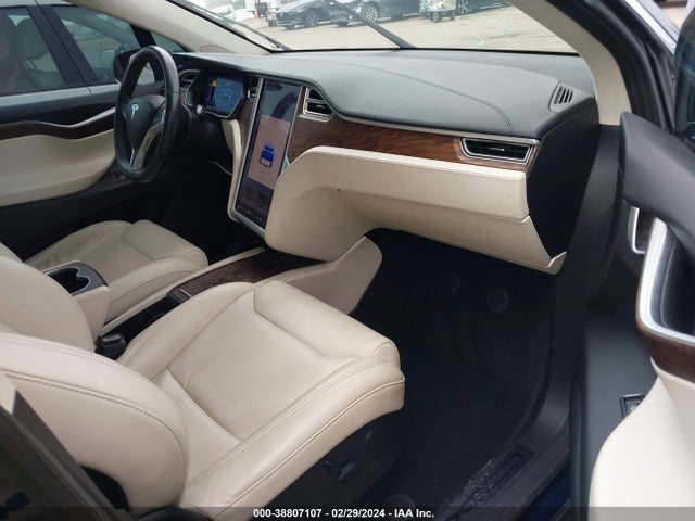 5YJXCBE4XJF081217 Tesla Model X 100d/75d/p100d