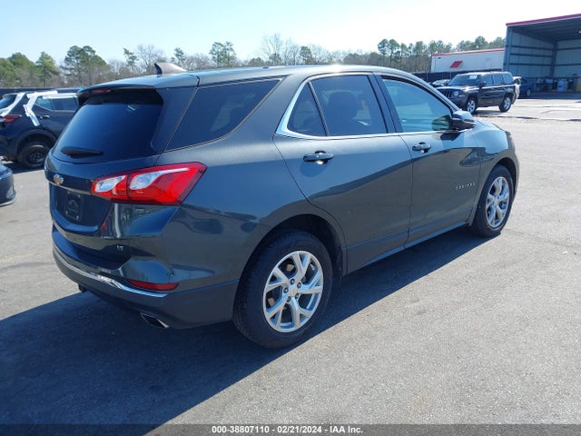 Chevrolet EQUINOX LT 2018 2GNAXKEXXJ6149050 Image 4