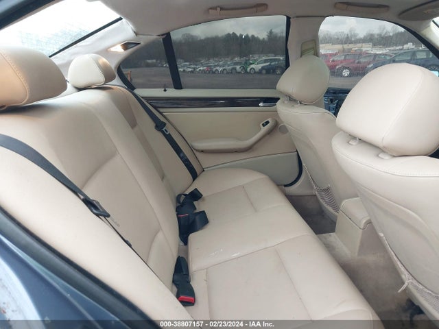2002 BMW 325I VIN: WBAET374X2NG79143