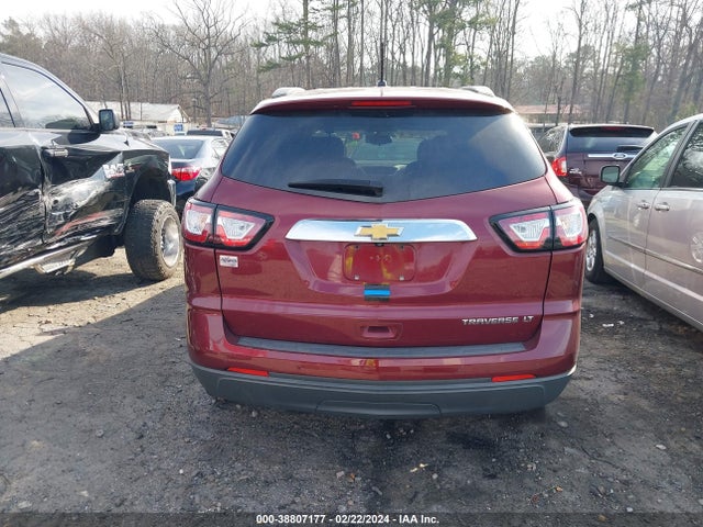 Chevrolet Traverse 1lt 2015 1GNKRGKD3FJ212179 Image 16
