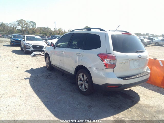 Subaru Forester 2.5i Premium 2015 JF2SJAFC5FH582699 Image 3