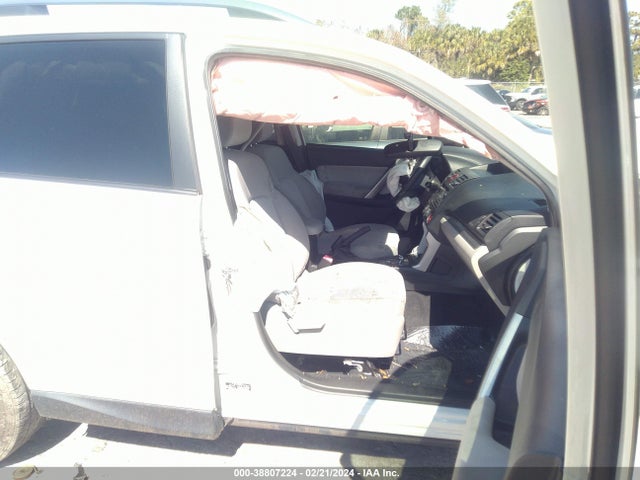 Subaru Forester 2.5i Premium 2015 JF2SJAFC5FH582699 Image 5