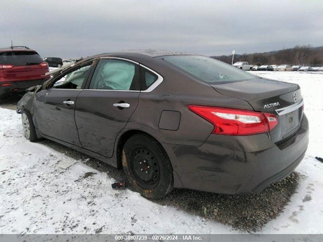 Nissan Altima 2.5 S 2017 1N4AL3AP5HC144457 Image 3