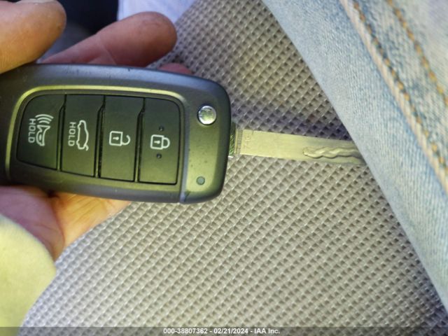 3KPC24A64ME150451 Hyundai ACCENT SE
