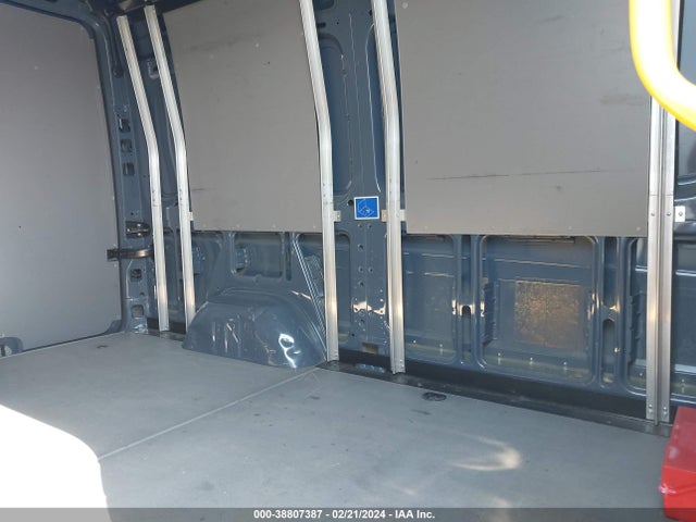 WD3PE7CD2JP637658 Mercedes-Benz Sprinter 2500 Standard Roof V6