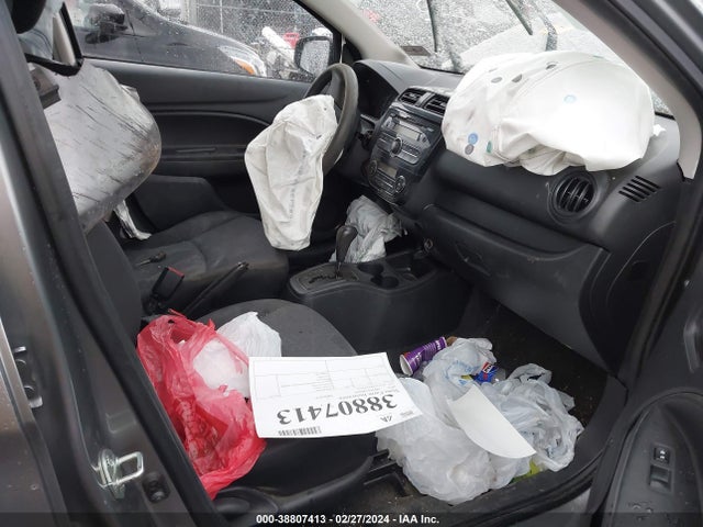 ML32A3HJ0FH036935 Mitsubishi Mirage De/rf