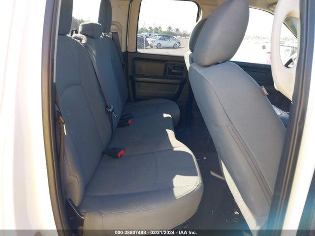 1C6RR7FT7HS820557 RAM 1500 Tradesman Quad Cab 4x4 6'4 Box