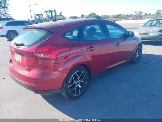 1FADP3M21HL228082 Ford FOCUS SEL