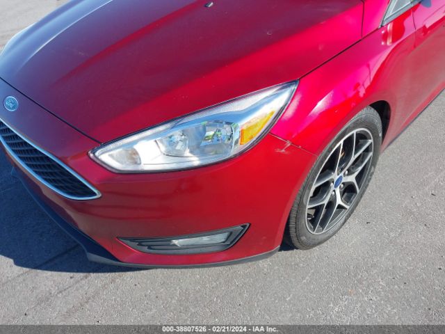 1FADP3M21HL228082 Ford FOCUS SEL