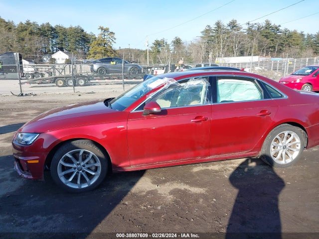WAUENAF49KA114337 Audi A4 45 Premium