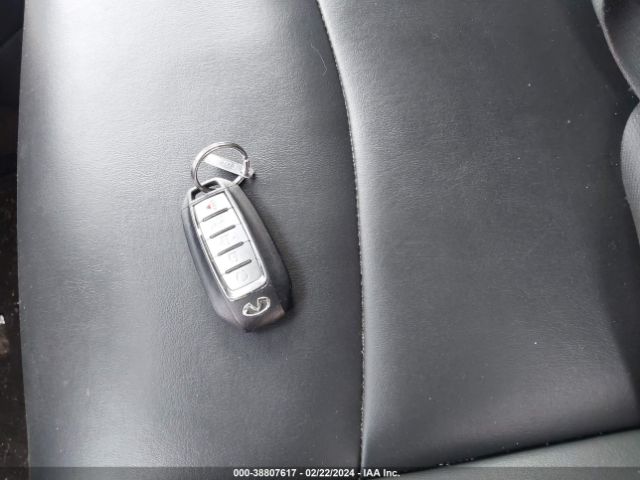 5N1DL0MN1KC557818 Infiniti QX60 LUXE