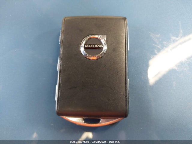 YV4L12UA6P2938041 Volvo Xc40 B5 Ultimate Bright Theme