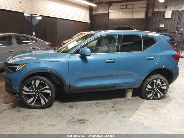 YV4L12UA6P2938041 Volvo Xc40 B5 Ultimate Bright Theme
