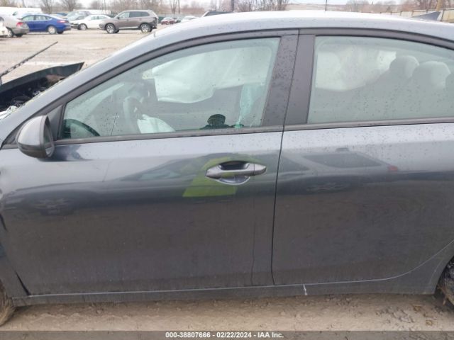 3KPF24AD3ME297582 KIA Forte Lxs