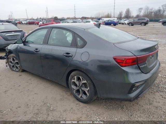 3KPF24AD3ME297582 KIA Forte Lxs