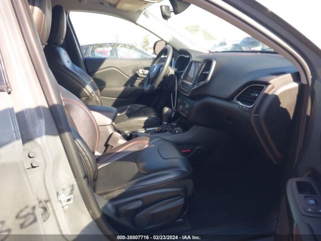2019 JEEP CHEROKEE 1C4PJMBXXKD400947 Photo 4
