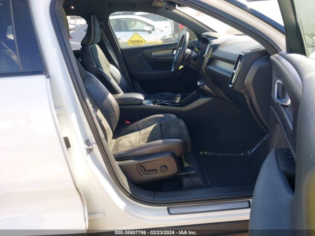 YV4162UM8L2341440 Volvo Xc40 T5 R-design
