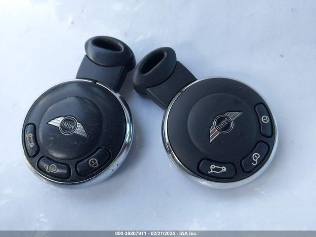 2014 MINI CLUBMAN WMWZF3C59ET492500 Photo 10