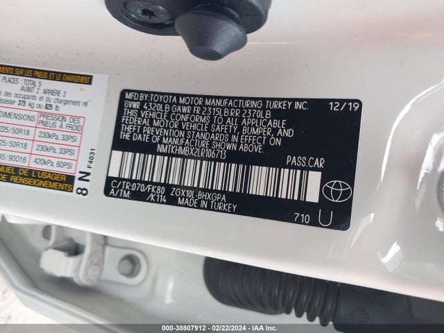 Toyota C-HR XLE 2020 NMTKHMBX2LR106713 Image 9