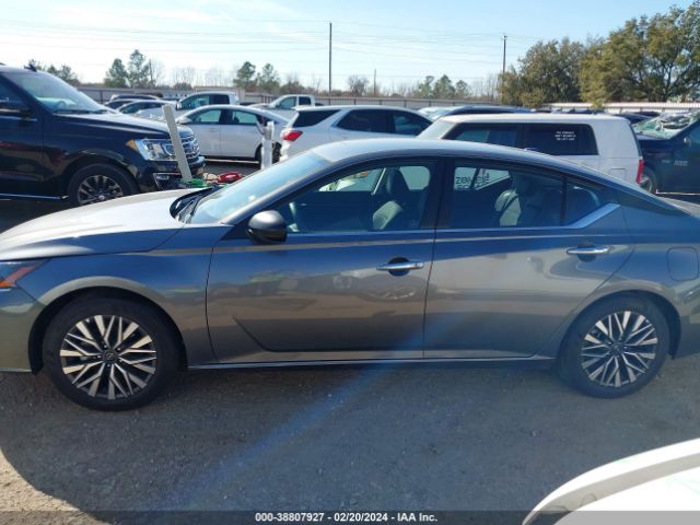 1N4BL4DV2RN352239 Nissan Altima Sv Fwd