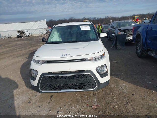 KIA SOUL S 2022 KNDJ23AU4N7164030 Image 12