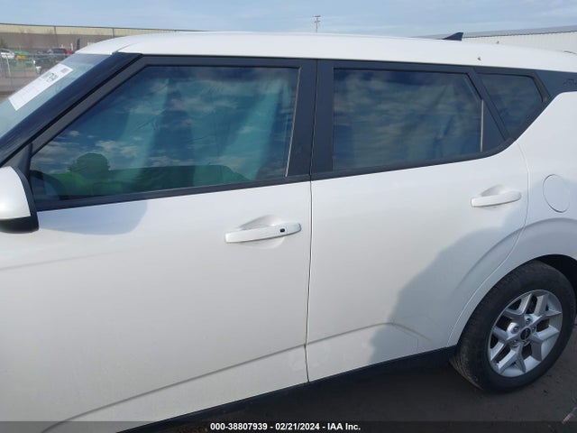 KIA SOUL S 2022 KNDJ23AU4N7164030 Image 14
