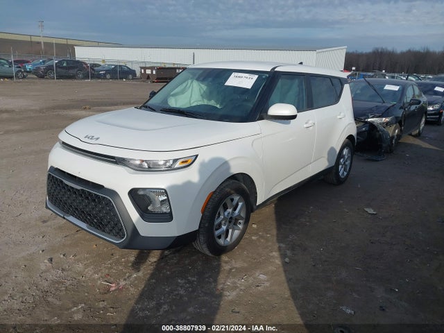 KIA SOUL S 2022 KNDJ23AU4N7164030 Image 2